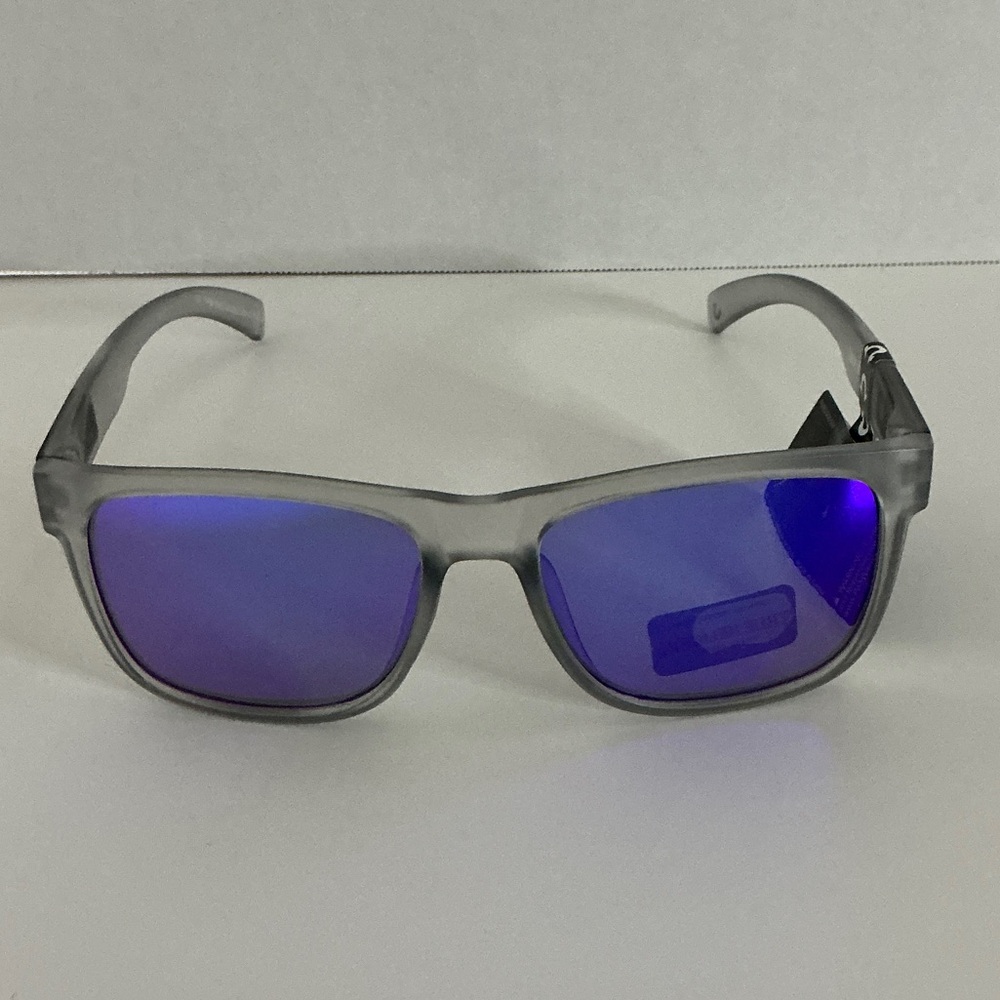 NWT True Religion Polarized Sunglasses Unisex
